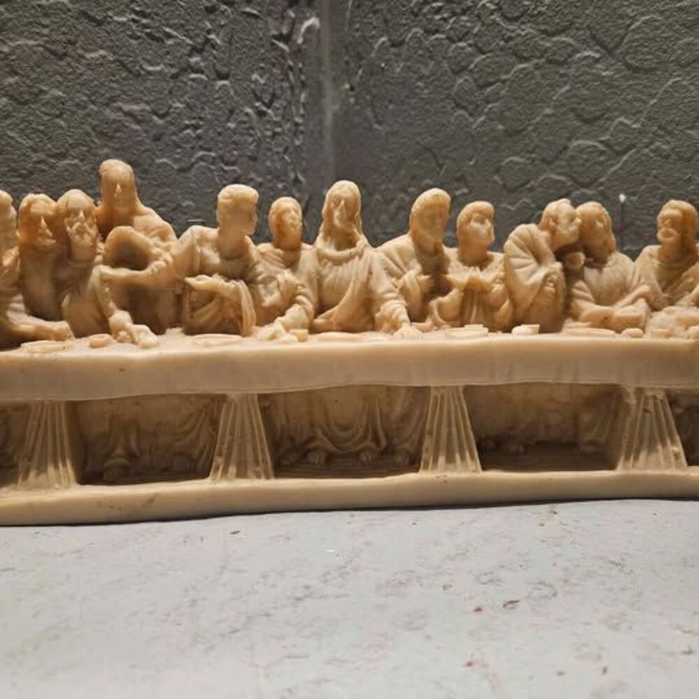Last Supper Resin Sculpture 11.5" X 5" X 3.5"